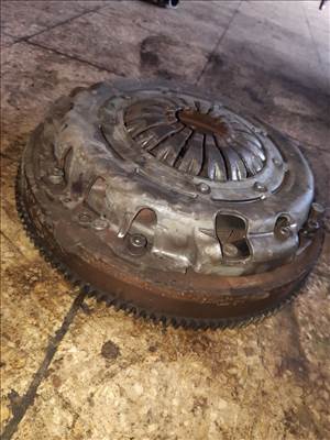 Renault Master 03-10 Kuplung Szett  Egytömegû Lendkerék 8200509932 B