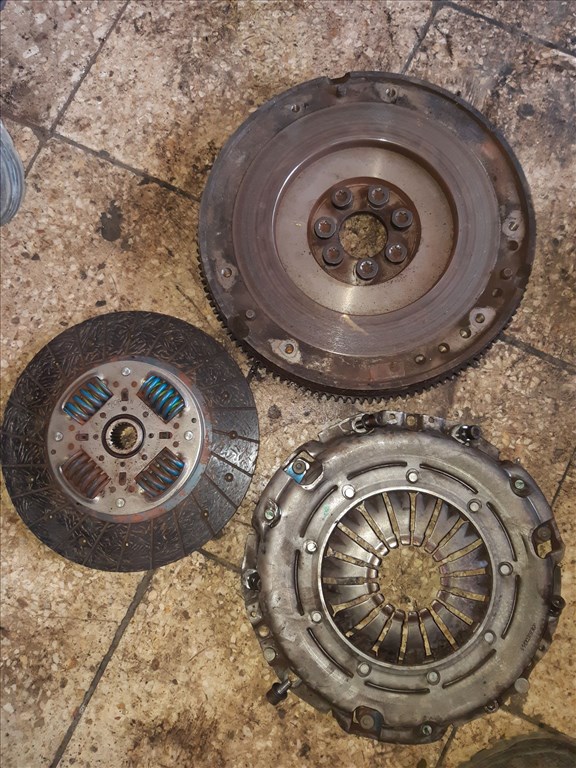 Renault Master 03-10 Kuplung Szett  Egytömegû Lendkerék 8200509932 B 2. kép