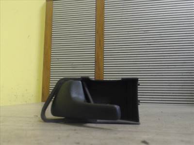 VOLKSWAGEN GOLF III. Bal hátsó belső kilincs