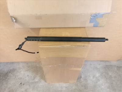 AUDI Q3 83A csomagtér ajtó motoros teleszkóp 2019- 83A827851D