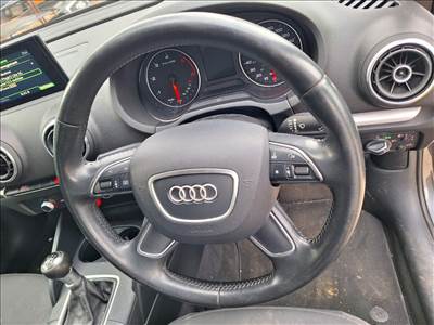 Audi A3 (8V) multikormány légzsákkal 