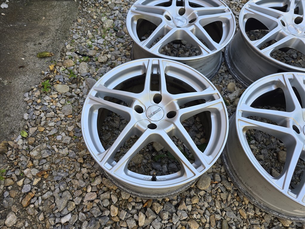 17-es, 4x108-as újszerű Dezent alufelni 3. kép