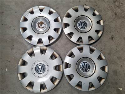 Volkswagen Golf IV, Volkswagen Bora dísztárcsa szett R16 (24761) 1j0601147ad