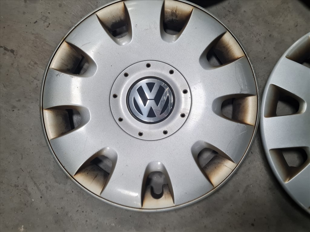 Volkswagen Golf IV, Volkswagen Bora dísztárcsa szett R16 (24761) 1j0601147ad 3. kép