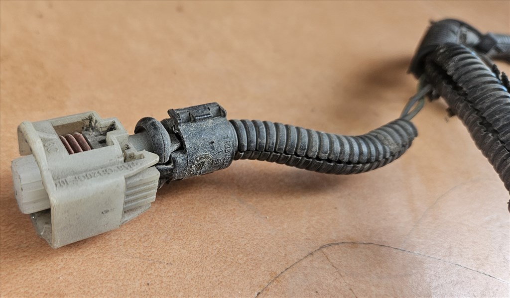 Opel Astra J 1.6 Turbo Abs Ids+ hátsó kábelköteg  13253612 3. kép