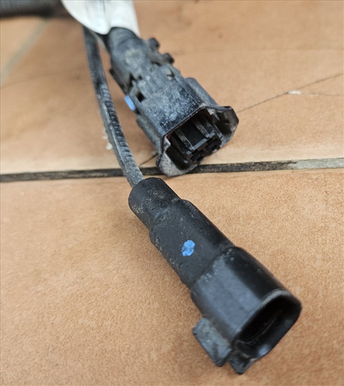 Opel Astra J 1.6 Turbo Abs Ids+ hátsó kábelköteg  13253612 4. kép