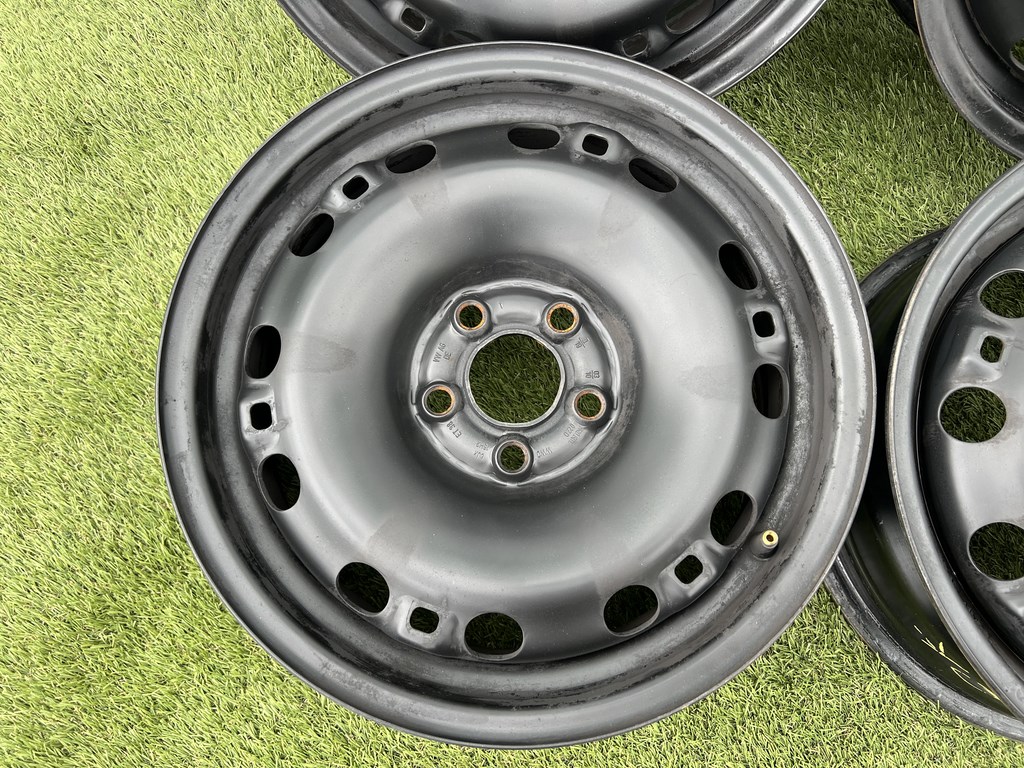 5x100 15" Volkswagen gyári lemezfelni 6Jx15h2 ET38 2. kép