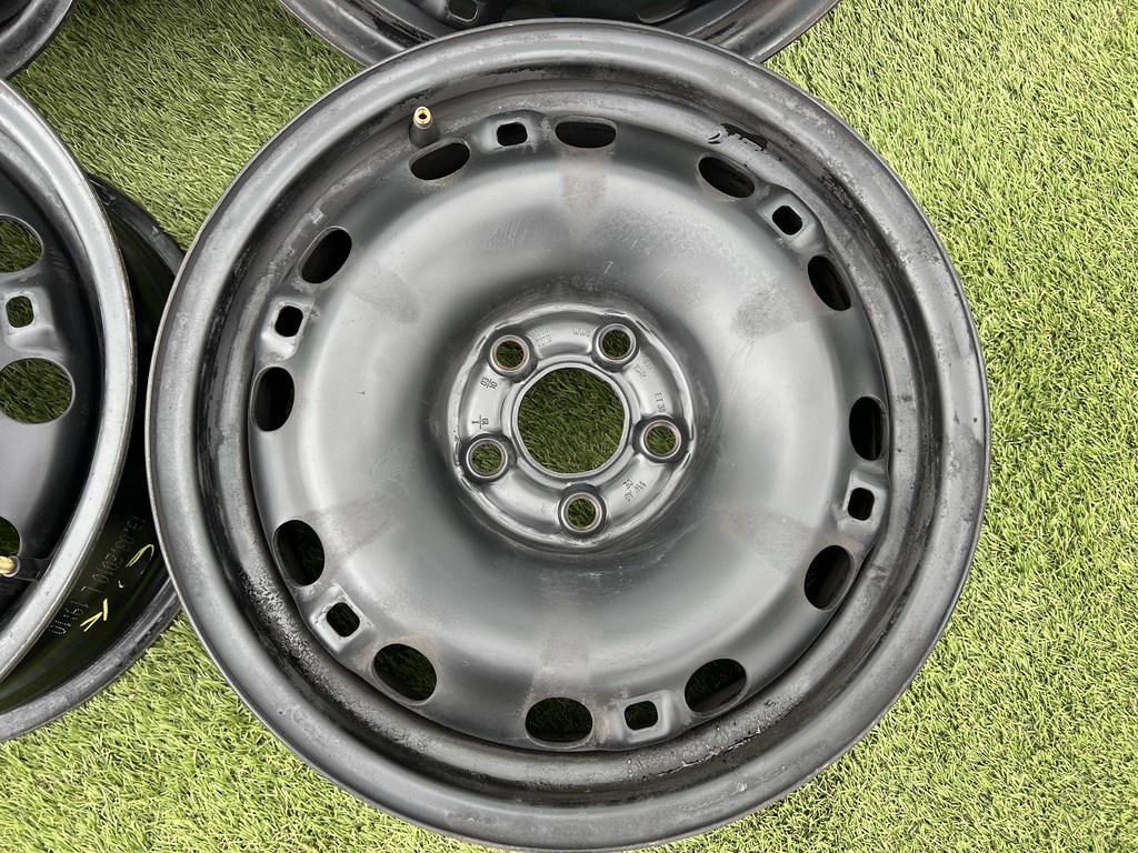 5x100 15" Volkswagen gyári lemezfelni 6Jx15h2 ET38 3. kép