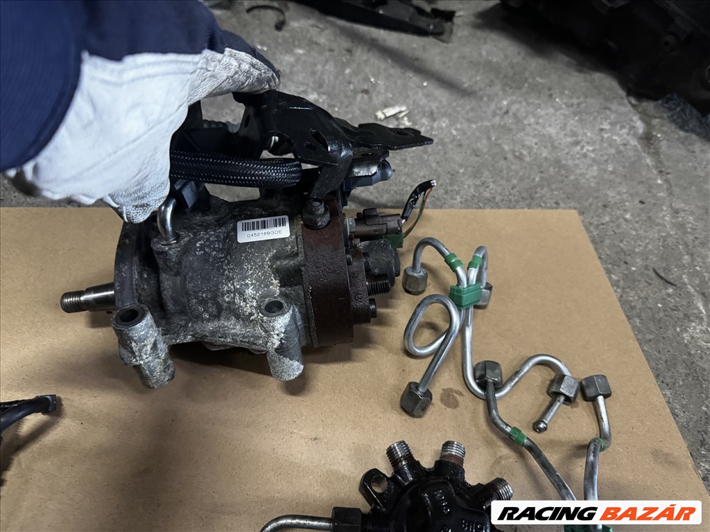 Renault Mégane II Clio 1.5 dCi porlasztó 8200421897 4. kép