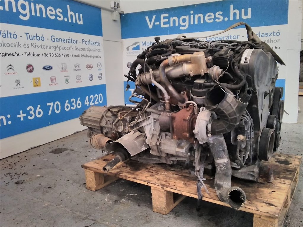 AUDI CAH bontott motor  2. kép
