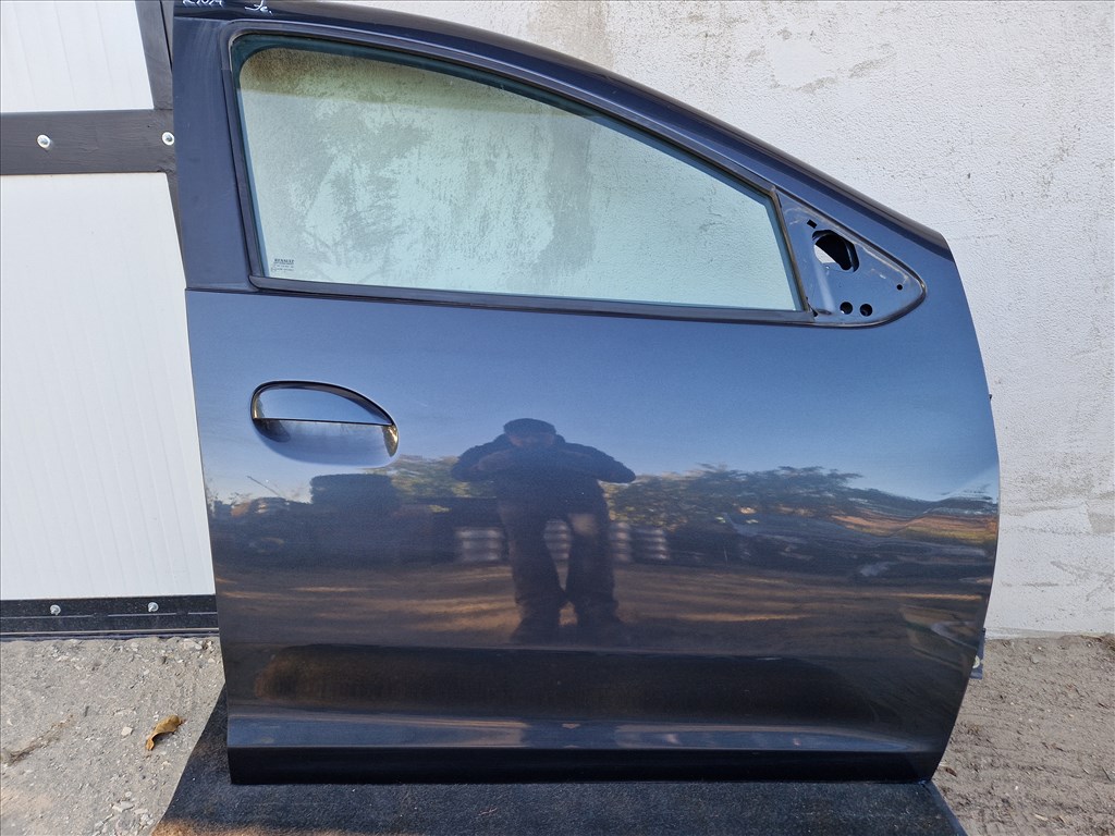 DACIA DUSTER II jobb első ajtó  4. kép