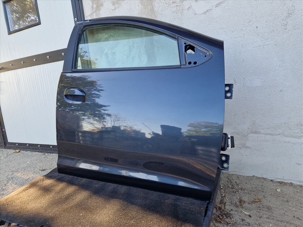 DACIA DUSTER II jobb első ajtó  5. kép