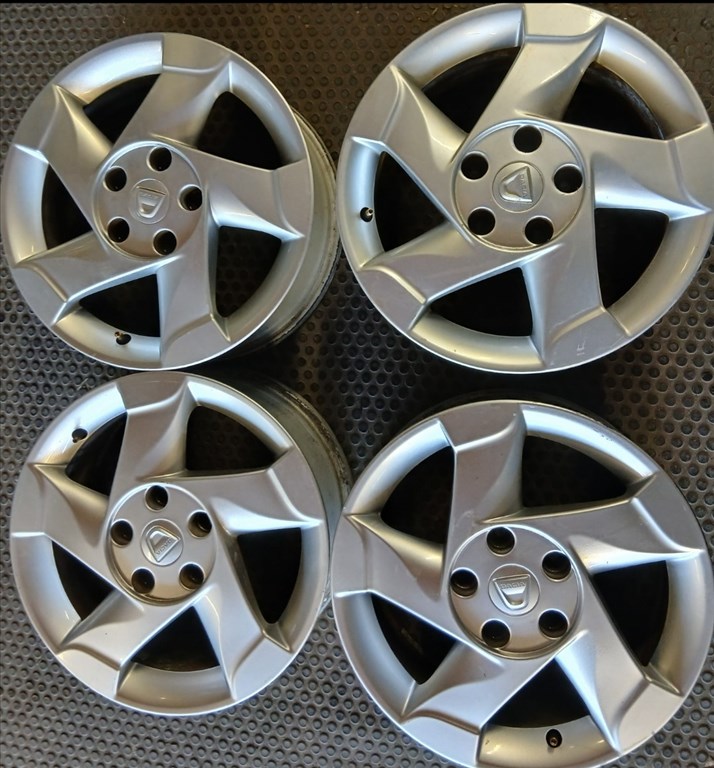  DACIA DUSTER 5x114.3  6,5x16 ET50 66.1 gyári  alufelni garnitúra 1. kép