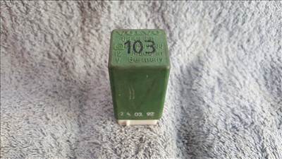 Volvo 6849591 850 AC-pumpa relé