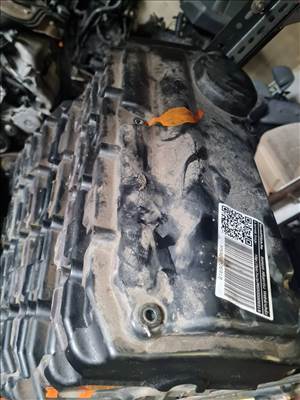 Mercedes Vito (1st gen) W638 porlasztó takaró fedél