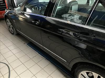 Mercedes C 220 W204 ajtó 