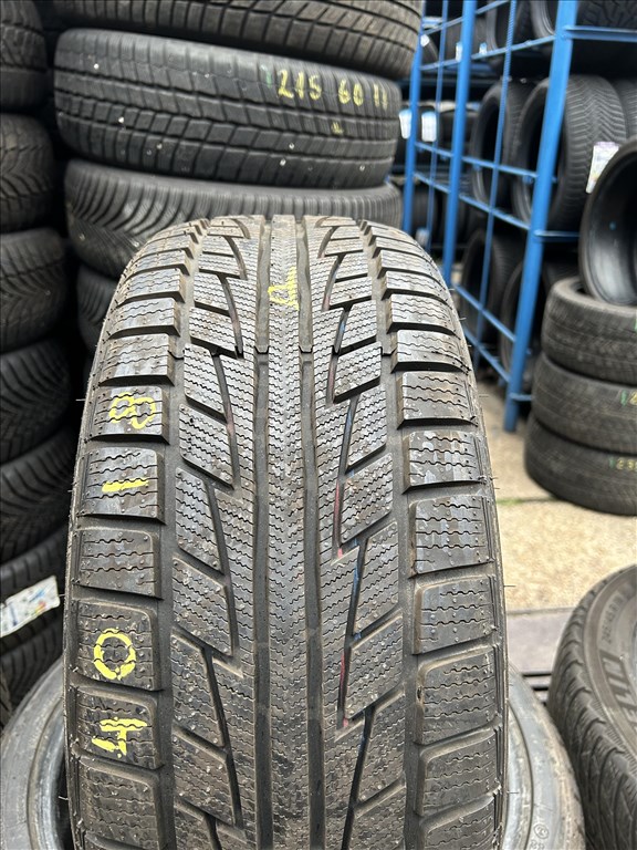 4db 225/40×18″ Nankang téli gumiabroncs. (3751768) 2. kép