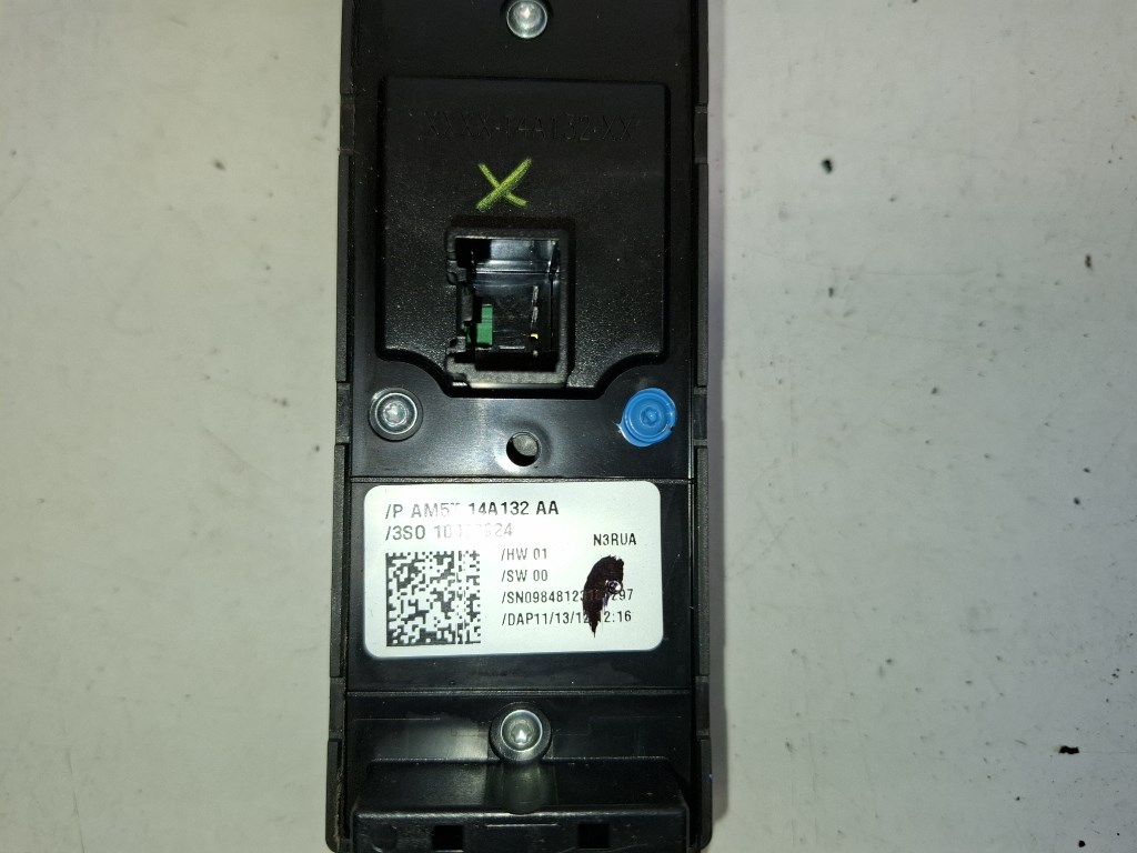 Ford C-max bal elsõ ablakemelõ kapcsoló AM5T14A132AA 3. kép