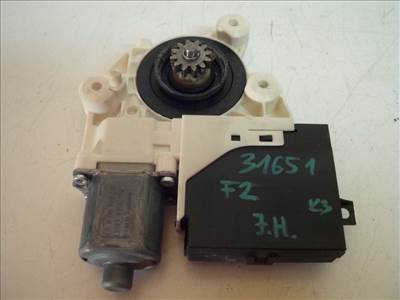 Ford Focus jobb hátsó ablakemelő motor 981537110