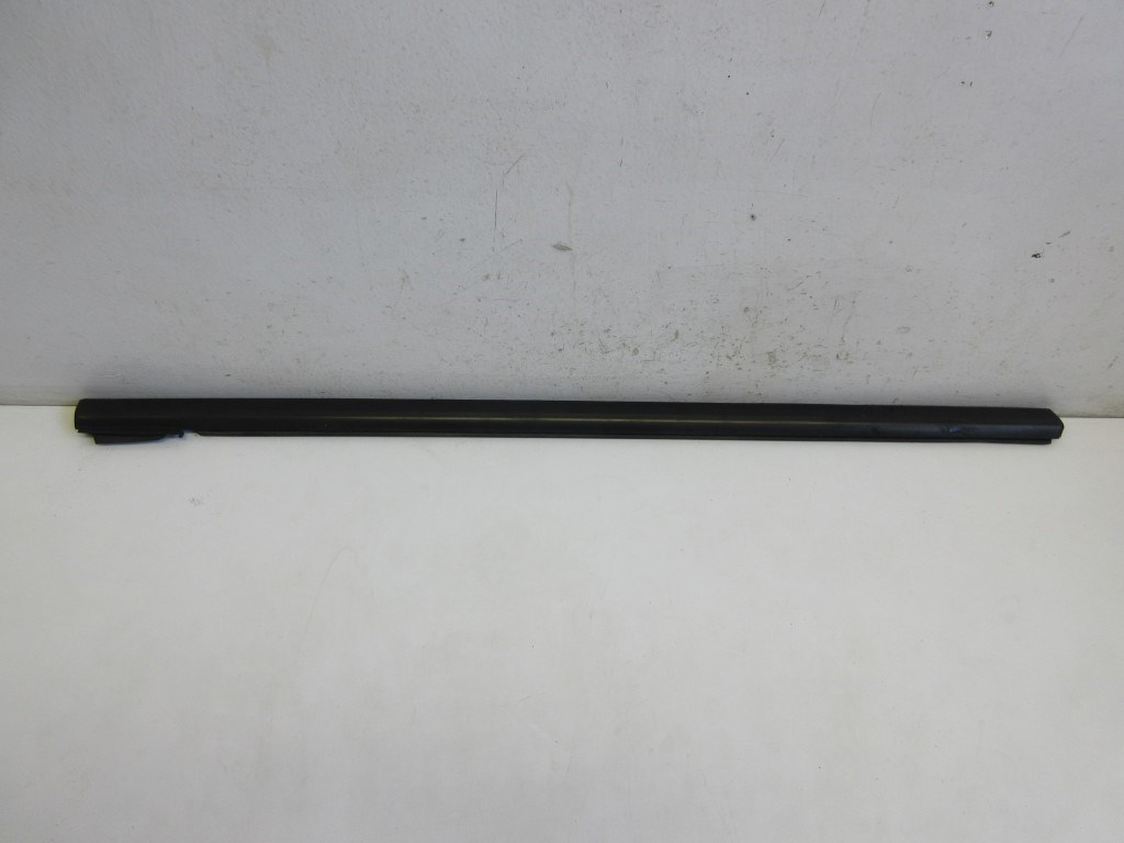 Ford Focus jobb hátsó vízlehúzó 4M51A25604 1. kép