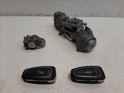 Ford Focus  zárgarnitúra motorvezérlő nélkül