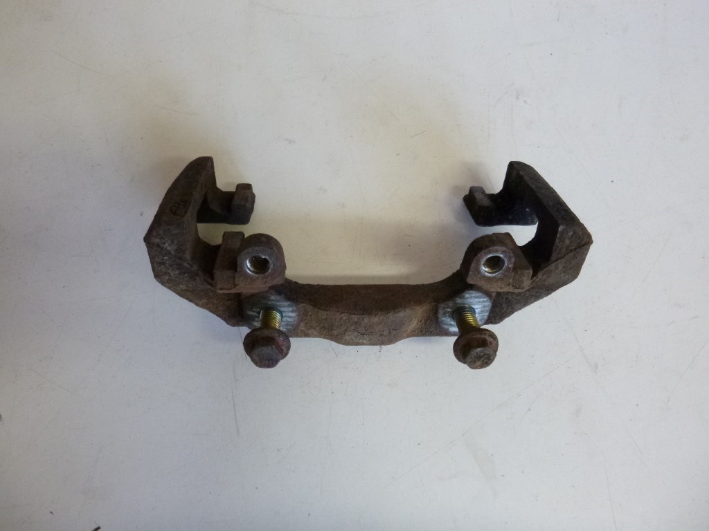 Ford Fusion bal elsõ féknyereg tartó 1. kép