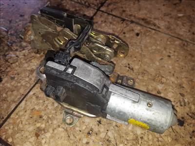 Mercedes E W210 Csomagtérajtó Zár + Központizár Motor