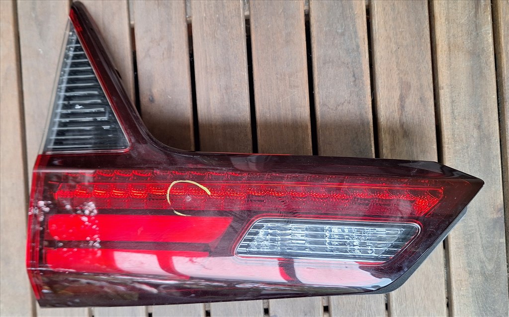 Honda HR-V II Hátsó lámpa  34150t7a 1. kép