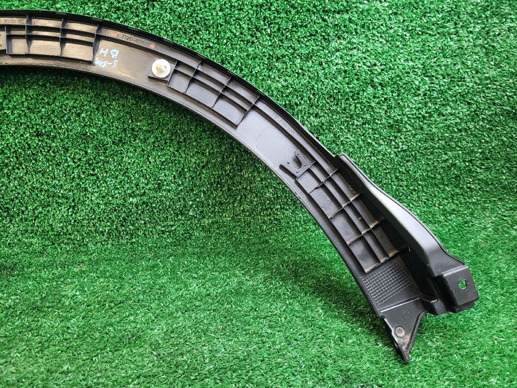 SUZUKI SX4 S-Cross II Bal hátsó Sárvédő Szélesítő 7726161M0 10. kép