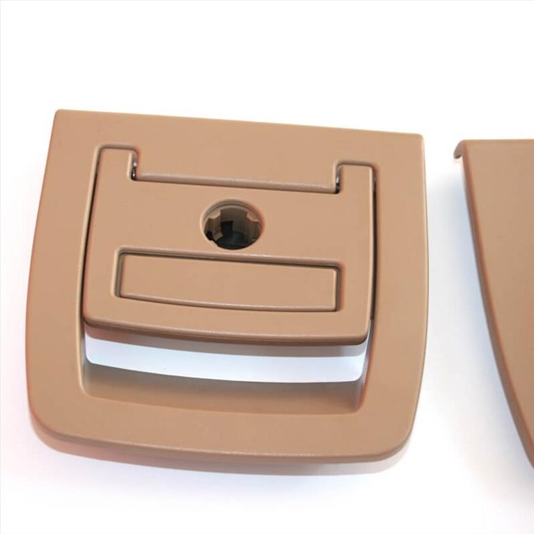 BMW X5 X6 (E70/E71) E61 zárható csomagtértálca nyitó fogantyú , nyitó fül bézs 1. kép