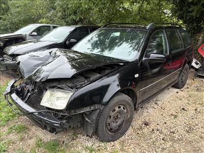 Vw Volkswagen Bora Variant 1.9 PDTDI AXR Bontás Alkatrész Alkatrészek