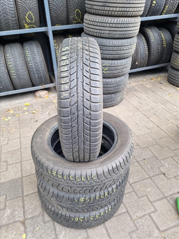  175/6515" újszerű Yokohama W Drive V903 téli gumi 4db  3. kép