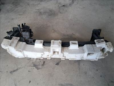 Nissan X-Trail (T32) Első lökhárító merevítő, lökvas