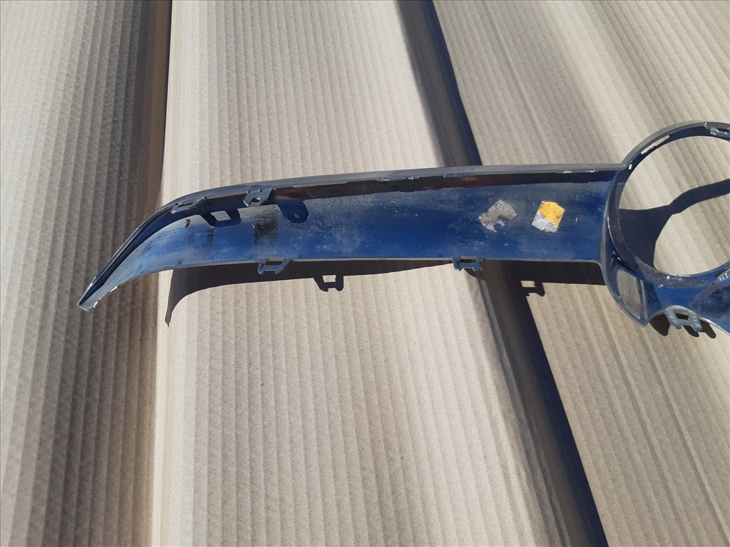 Opel / Vauxhall  Astra J első lökhárító díszrács króm betét embléma nélkül 13381823 6. kép