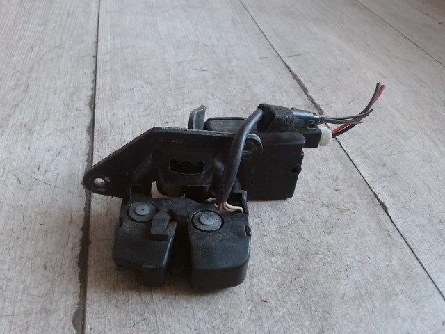 ALFA ROMEO ROMEO 147 00.10-04.10 Csomagtér ajtó zárszerkezet 1. kép