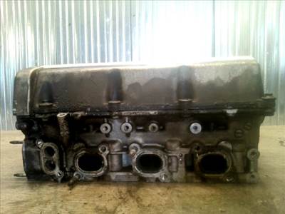 NISSAN MAXIMA Hengerfej. benzines