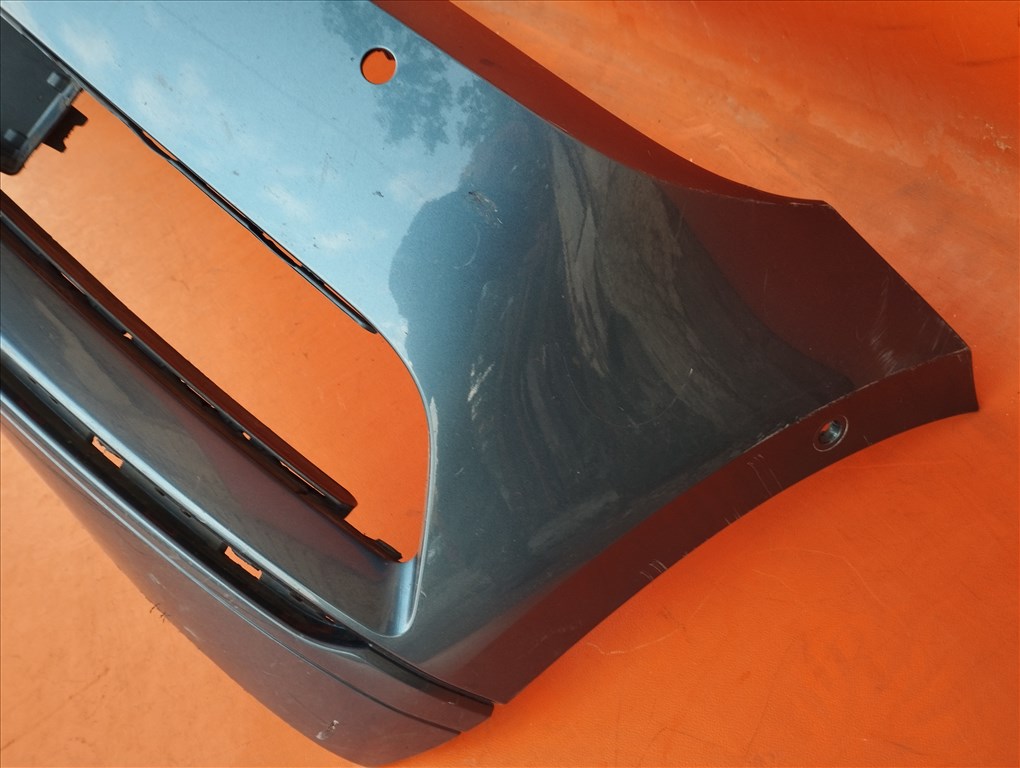 Vw Passat B8 első lökhárító 6 radaros (P.30.1017R)a 2. kép