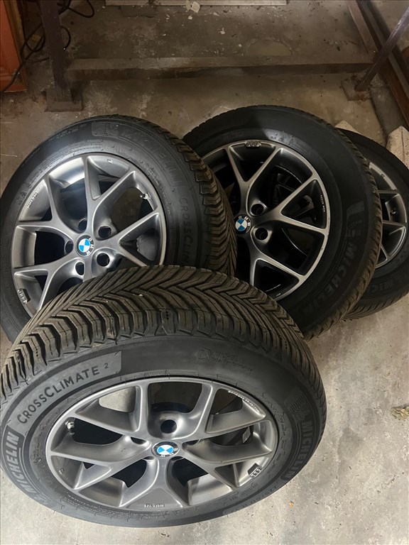  5x120 lyukosztású 17" használt BBS alufelni, rajta 225/60 újszerű Michelin négyévszakos gumi gumi  1. kép