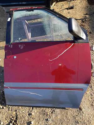 Nissan Serena Jobb Első Ajtó