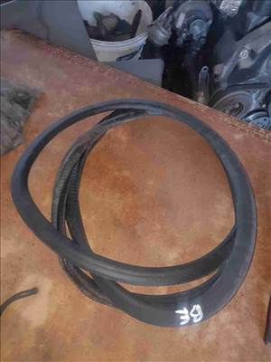 Volkswagen Caddy III 03-09 Bal Első Ajtó Gumikéder