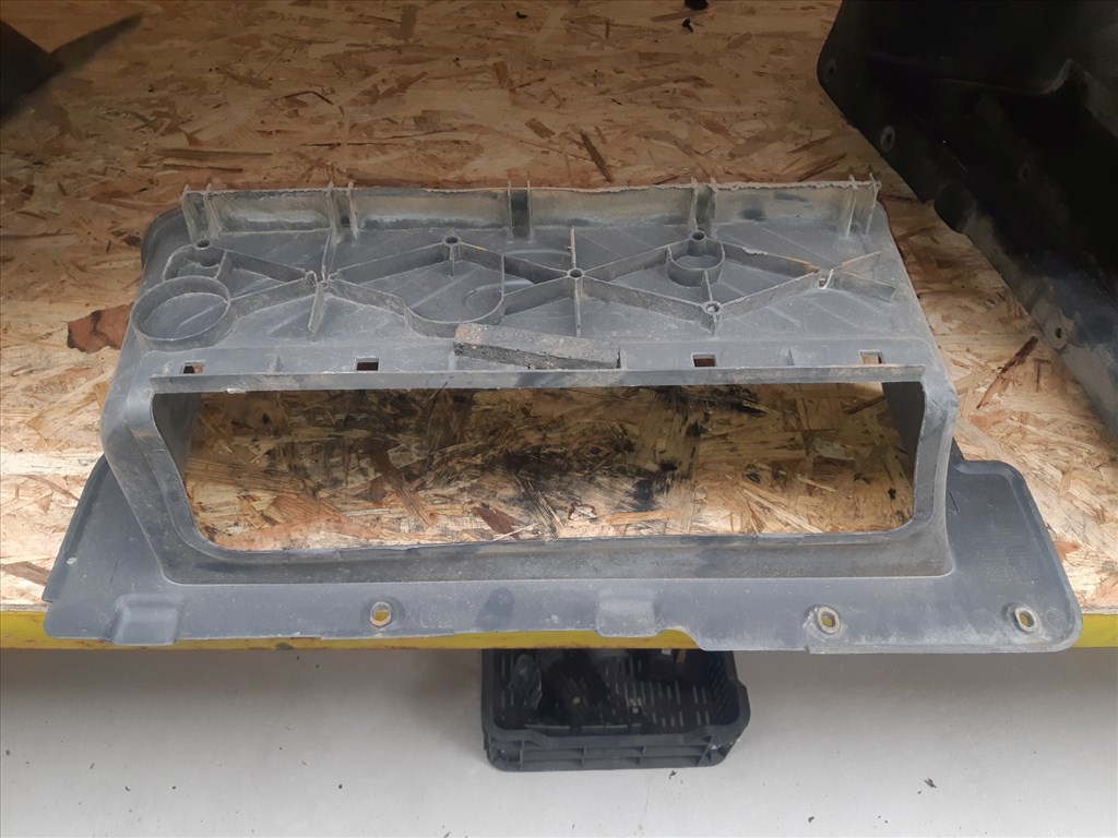 Ford Transit 06-13 Jobb Fellépõ YX15V13246 2. kép