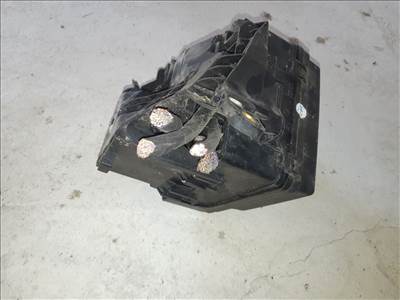 Hyundai i30 Biztosítéktábla / Relé Tábla