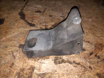 Volvo V70 Motortartó Bak