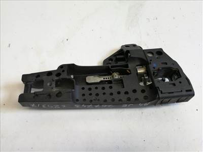 Audi A4 (8K B8) jobb első kilincsfészek 8T0837886A