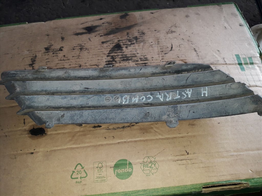 Opel Astra H Bal Elsõ Lökhárító Burkolat 13117250 2. kép