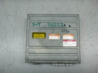 Jaguar S-type  navigáció lejátszó kártyaolvasó XR8310E887CA