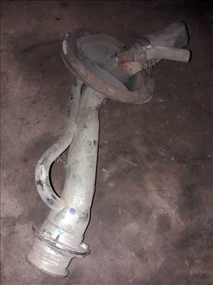 Mitsubishi L300 Üzemanyag Betöltő Cső