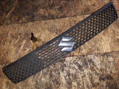 Suzuki Swift III 04-10 Hûtőrács 71741-63J00