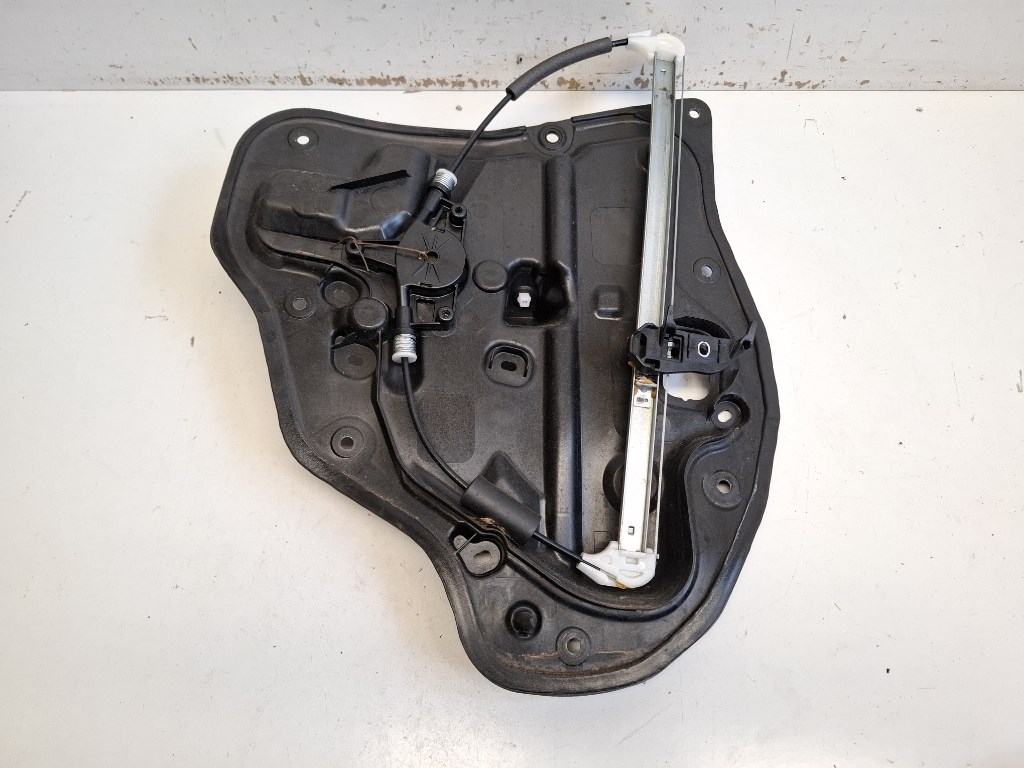 Mazda CX-3 bal hátsó Ablakemelõ szerkezet elektromos D09L7397XA 2. kép