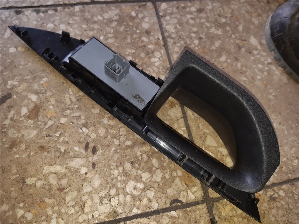 Seat Altea Bal Elsõ Ablakemelõ Kapcsoló 1K4959857B 2. kép